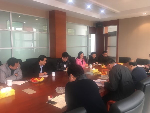锡山区政协副主任章建新,东港镇工业副镇长陈镇出席会议并讲话